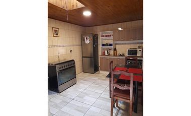 Venta Casa Familiar con Depto Independiente
