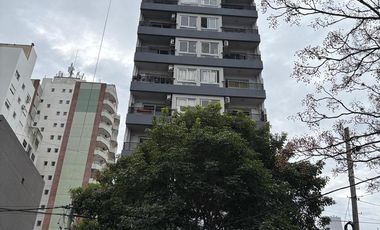 Excelente 2 AMB, muy buena ubicación en Banfield Este.