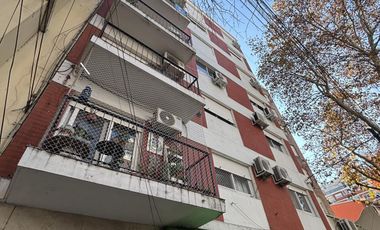 Departamento 2 ambientes. Olivos.