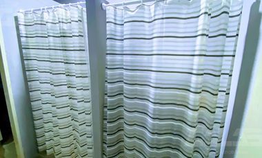 Hermoso chalet modernizado con parque de 1100m2, quincho con parrilla y piscina!!!