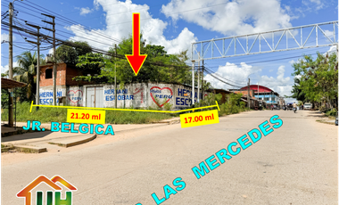 VENDO CASA DE 02 PISOS EN ESQUINA - CERCA A C.C REAL PLAZA