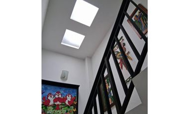 VENTA DE CASA BARRIO LAS ACACIAS ARMENIA 114 Mts2