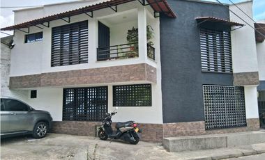 VENTA DE CASA BARRIO LAS ACACIAS ARMENIA 114 Mts2