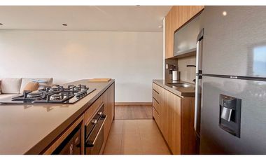 Apartamento para la renta amoblada en Envigado, piso 6
