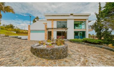 Casa en Arriendo en Alto de las Palmas
