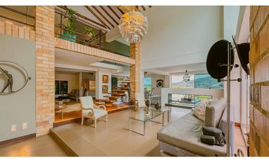 Casa en Arriendo en Alto de las Palmas