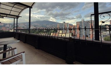 Penthouse para la venta y renta amoblada en Laureles, piso 10