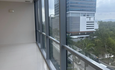 SE ALQUILA OFICINA  EN COSTA DEL ESTE  BOULEVARD DEL ESTE DE 92M2