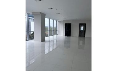 OFICINA  / COSTA DEL ESTE / BOULEVARD DEL ESTE  / 180M2