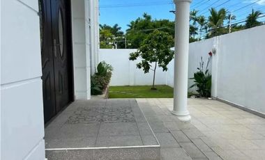 Melissa Foster Luxury Alquila Hermosa Casa en Altos de Golf MF768