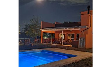 Casa a la Venta Luján - Club de Campo La Asuncion