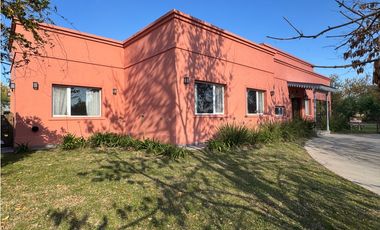 Casa a la Venta Luján - Club de Campo La Asuncion