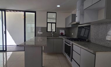 OPORTUNIDAD CASA EN VENTA en Álamo Residencial – Zona Cruz del Sur, Puebla