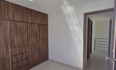 OPORTUNIDAD CASA EN VENTA en Álamo Residencial – Zona Cruz del Sur, Puebla