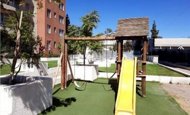 Casa en Arriendo en AV. RECOLETA,