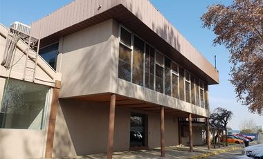 Bodega en Arriendo en Quilin // Municipalidad de Macul