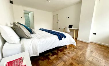Apartamento en venta en el poblado dividido en 3 apartaestudios