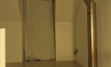 SE ARRIENDA HERMOSA CASA EN ZONA RESIDENCIAL