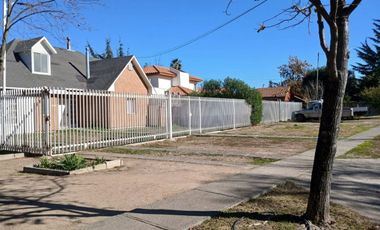 SE ARRIENDA HERMOSA CASA EN ZONA RESIDENCIAL