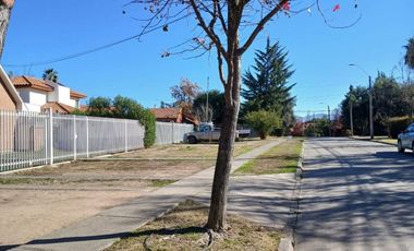 SE ARRIENDA HERMOSA CASA EN ZONA RESIDENCIAL