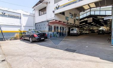 Increíble Oportunidad: Local en Lord Cochrane