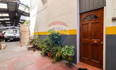 Increíble Oportunidad: Local en Lord Cochrane