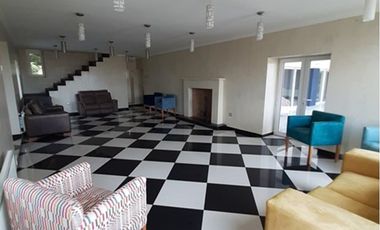 Exclusiva Propiedad con Vista al Río Maipo!