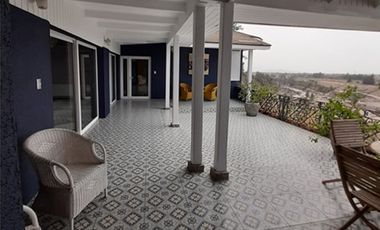 Exclusiva Propiedad con Vista al Río Maipo!