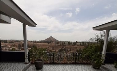 Exclusiva Propiedad con Vista al Río Maipo!