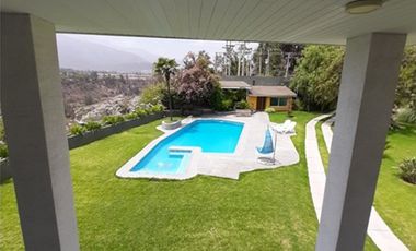 Exclusiva Propiedad con Vista al Río Maipo!