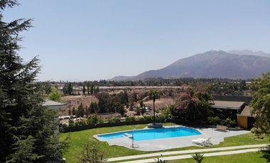 Exclusiva Propiedad con Vista al Río Maipo!