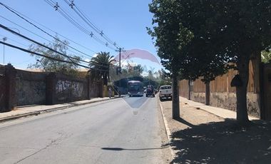 Terreno con 2  galpones La Vara!!