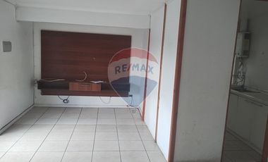 ¡Casa ideal en Larapinta, Lampa,  con piscina!