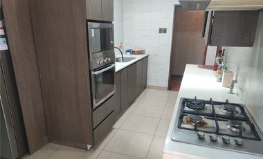 Se vende propiedad 7D+4B+5 Est. Ñuñoa