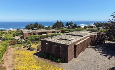 Exclusiva Casa en Punta de Lobos