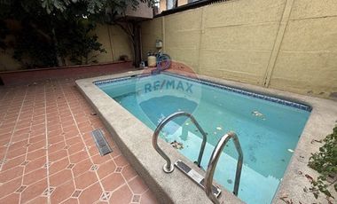 Casa 3D 3B con Piscina y Jacuzzi Quilicura