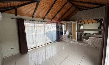 Casa 3D 3B con Piscina y Jacuzzi Quilicura