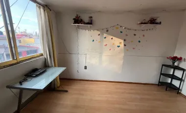 Casa en venta en Paseos de Churubusco, Iztapalapa, Ciudad de México