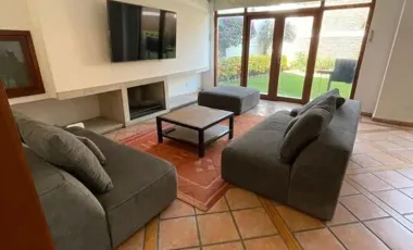 Casa en venta en San Nicolás Totolapan, La Magdalena Contreras, Ciudad de México