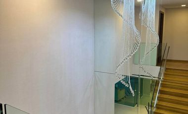 3-BR Condo at Ficus Lane Condominium near BTS Phra Khanong
