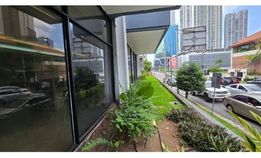SE ALQUILA LOCAL COMERCIAL EN EL CORAZÓN DE CALLE 50