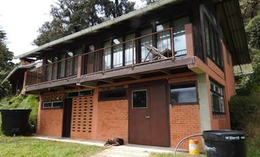 VENTA de CASA LOTE en LA CALERA