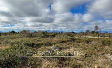 Parcela con Vista a Volcanes en Venta,  condominio «Bosque Vida», Puerto Varas