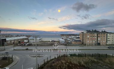 Cómodo Departamento con Vista al Estrecho: Confort y Conectividad en Sector Sur