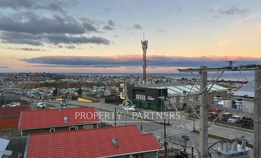 Cómodo Departamento con Vista al Estrecho: Confort y Conectividad en Sector Sur