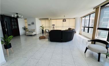 ALQUILO APARTAMENTO EN AVE, BALBOA, AMOBLADO, 4 RECAMARAS.