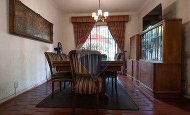 Casa 3 pisos para remodelar 352m2