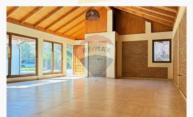 ARRIENDO CASA EN HERMOSA PARCELA