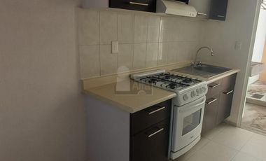 Casa en Renta cerca del Aeropuerto de Toluca, Hacienda del Valle II