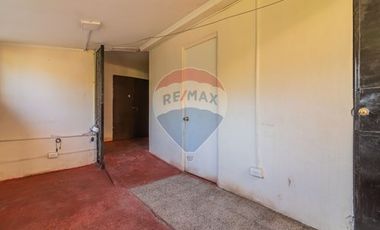 Casa para REMODELAR - Terreno 542 Mts2 D. Almagro
